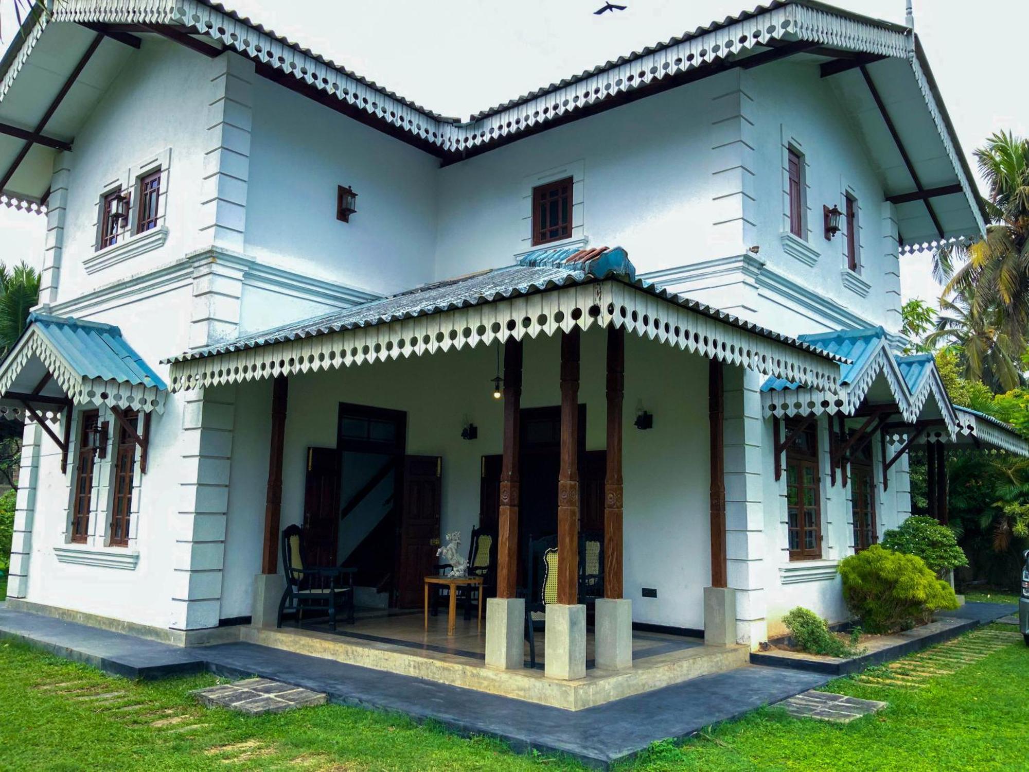 Headman House Antique Villa - A Seaside Royal Stay Ahangama Exteriör bild