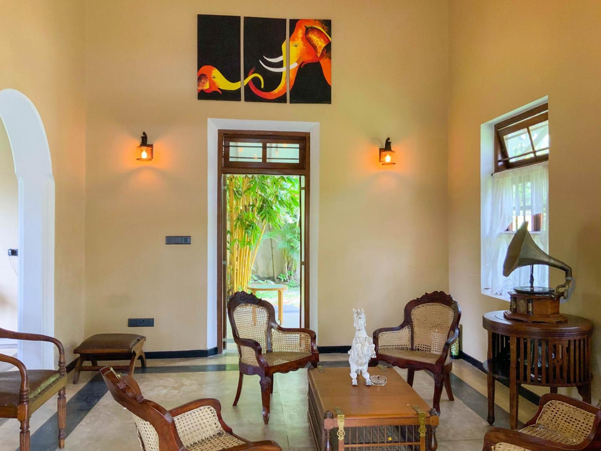 Headman House Antique Villa - A Seaside Royal Stay Ahangama Exteriör bild